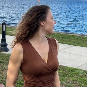 Meet your Posher, Deana